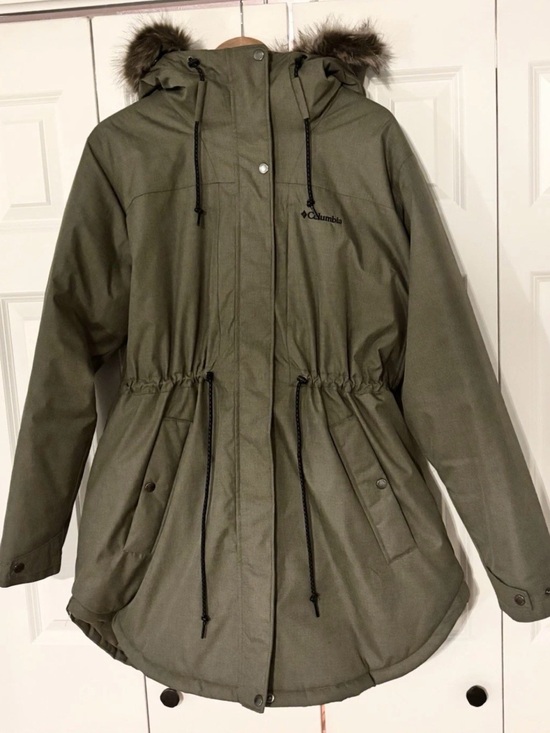 Columbia Sportswear Company Jackets & Blazers - Columbia Suttle Mountain Omni-Heat Parka Women’s 1X Olive Green Faux Fur